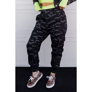 Celestial Bodiez NWOT Cargo Cult Jogger in 'Black Camo' Size Small